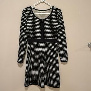 Max Studio dress !! Heart pattern!!!